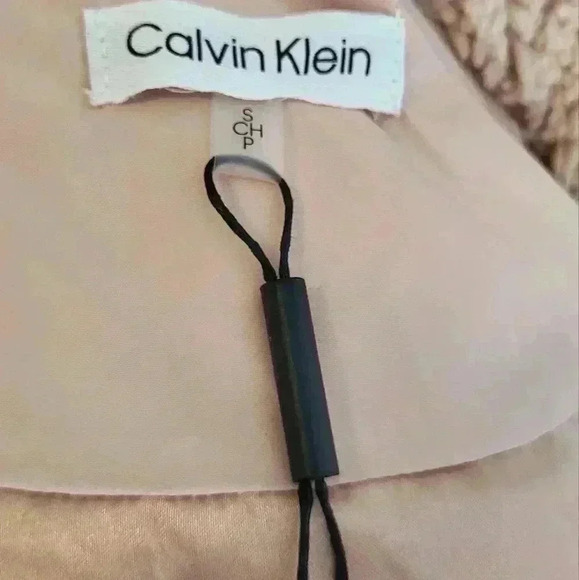 Calvin Klein NWT New Quilted Faux Fur Women's Vest Size Small - Picture 6 of 9